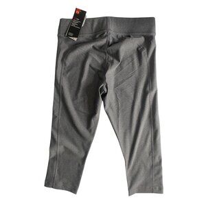 NWT‎ $35 Under Armour HeatGear Capri Leggings Womesn Size L Gray Yoga Gym
